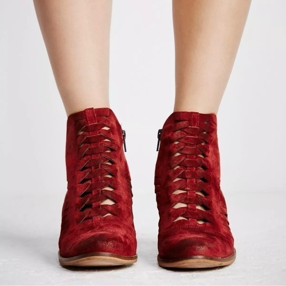 Free People Loveland Suede Ankle Boots in Red Size 37 - Picture 1 of 12